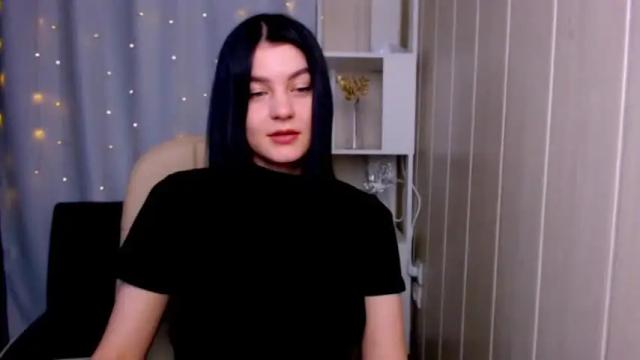 Image 4 of milana__rose Stream on Chaturbate on 19 months ago