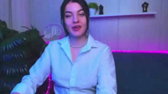 Image 2 of milana__rose Stream on Chaturbate on 19 months ago
