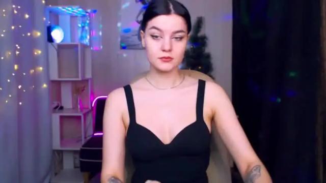 Image 11 of milana__rose Stream on Chaturbate on 18 months ago
