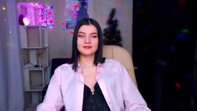 Image 2 of milana__rose Stream on Chaturbate on 18 months ago