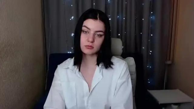 Image 7 of milana__rose Stream on Chaturbate on 18 months ago
