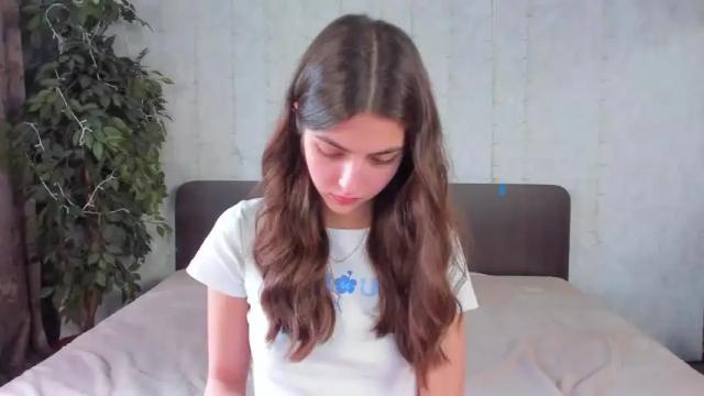 Image 11 of milana_crystal_ Stream on Chaturbate on 14 months ago