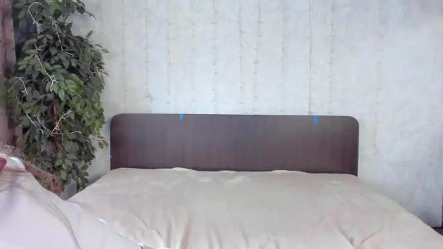 Image 12 of milana_crystal_ Stream on Chaturbate on 14 months ago