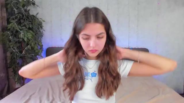 Image 2 of milana_crystal_ Stream on Chaturbate on 14 months ago