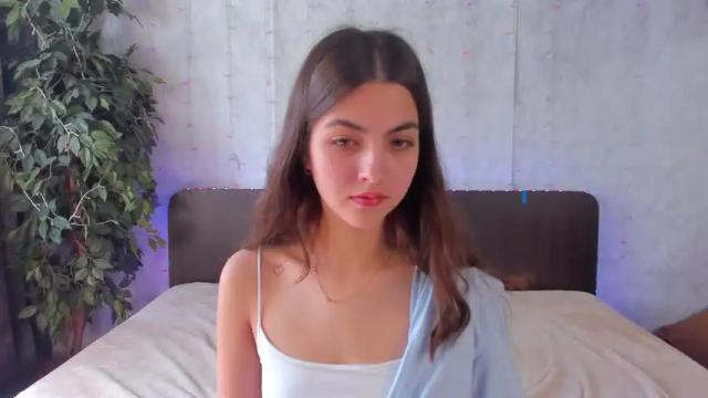 Image 3 of milana_crystal_ Stream on Chaturbate on 14 months ago