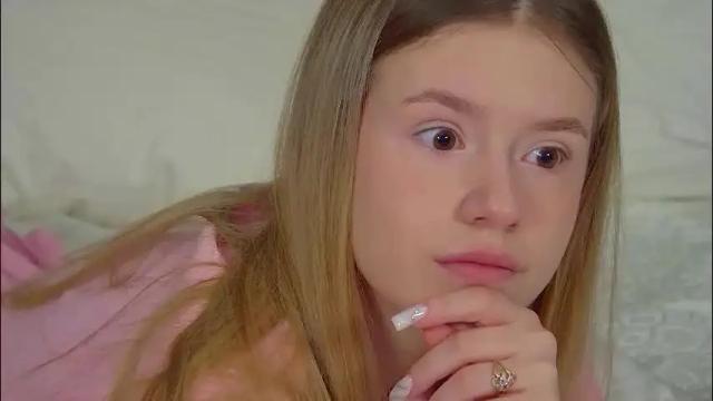 Image 4 of milanabalmain Stream on Chaturbate on 1 month ago