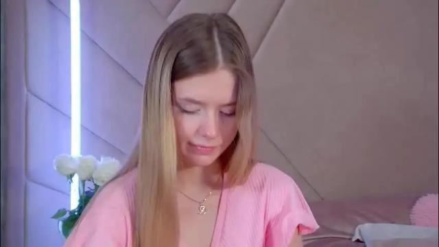 Image 11 of milanabalmain Stream on Chaturbate on 1 month ago