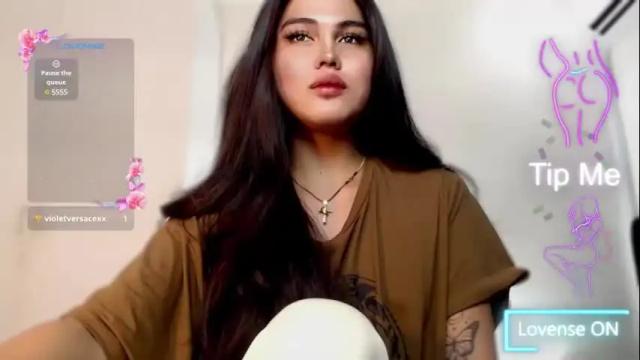 Image 2 of milanamanroe Stream on Chaturbate on 6 months ago