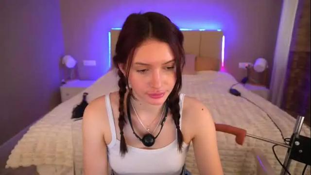 Image 12 of milanamusee Stream on Chaturbate on 7 days ago
