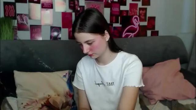 Image 10 of milanaroz Stream on Chaturbate on 2 months ago