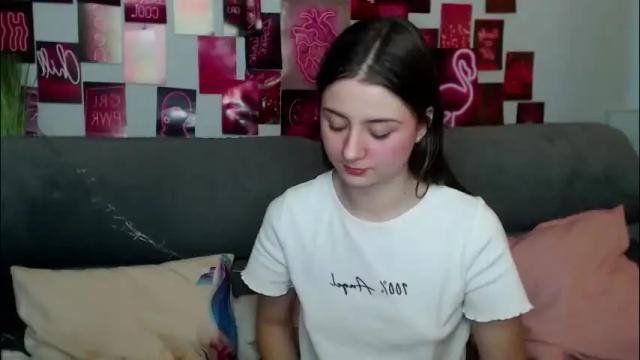 Image 12 of milanaroz Stream on Chaturbate on 2 months ago