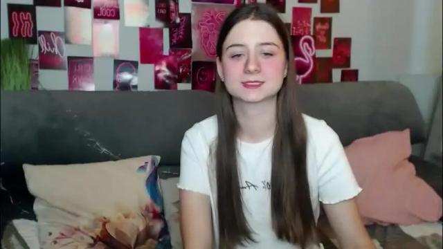 Image 6 of milanaroz Stream on Chaturbate on 2 months ago