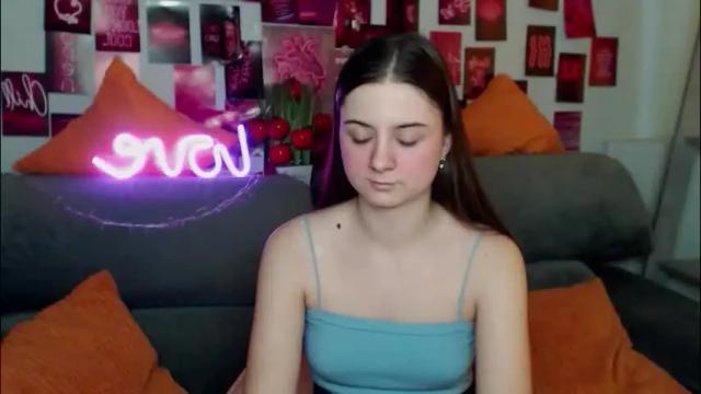 Image 12 of milanaroz Stream on Chaturbate on 2 months ago