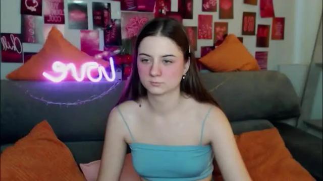 Image 2 of milanaroz Stream on Chaturbate on 2 months ago