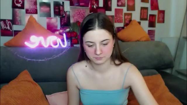 Image 4 of milanaroz Stream on Chaturbate on 2 months ago