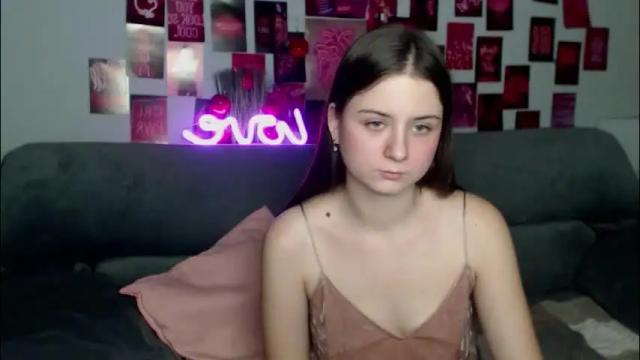 Image 6 of milanaroz Stream on Chaturbate on 2 months ago