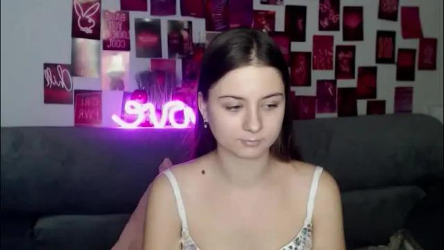 Image 4 of milanaroz Stream on Chaturbate on 2 months ago