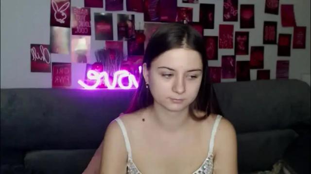 Image 6 of milanaroz Stream on Chaturbate on 2 months ago