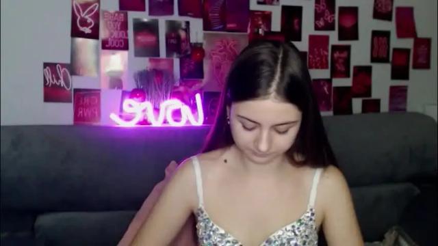 Image 8 of milanaroz Stream on Chaturbate on 2 months ago