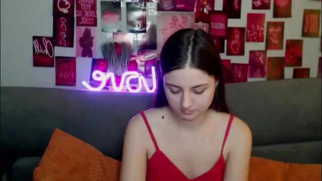 Image 3 of milanaroz Stream on Chaturbate on 1 month ago