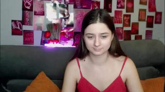 Image 4 of milanaroz Stream on Chaturbate on 29 days ago