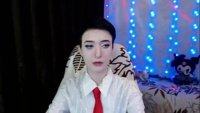 Image 6 of milanathorn Stream on Chaturbate on 16 days ago