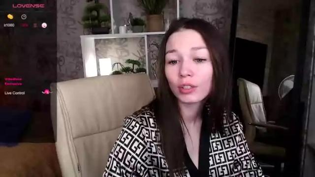 Image 3 of milania_boom Stream on Chaturbate on 15 months ago