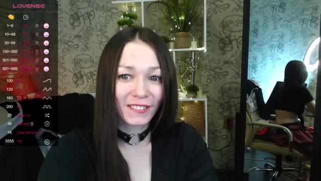 Image 11 of milania_boom Stream on Chaturbate on 14 months ago