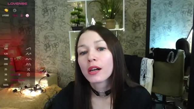 Image 3 of milania_boom Stream on Chaturbate on 14 months ago