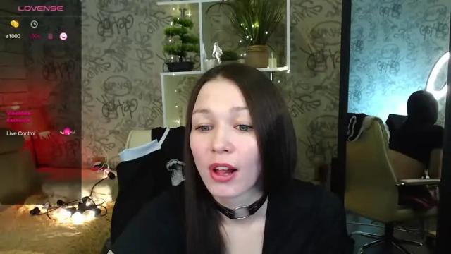 Image 7 of milania_boom Stream on Chaturbate on 14 months ago