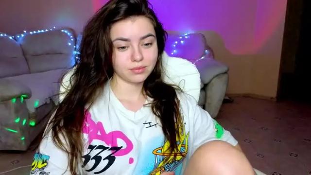 Image 10 of milania_hot_foxy Stream on Chaturbate on 13 months ago