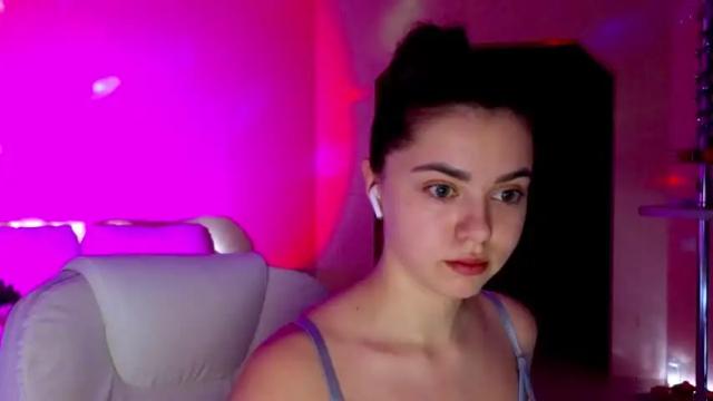 Image 11 of milania_hot_foxy Stream on Chaturbate on 12 months ago