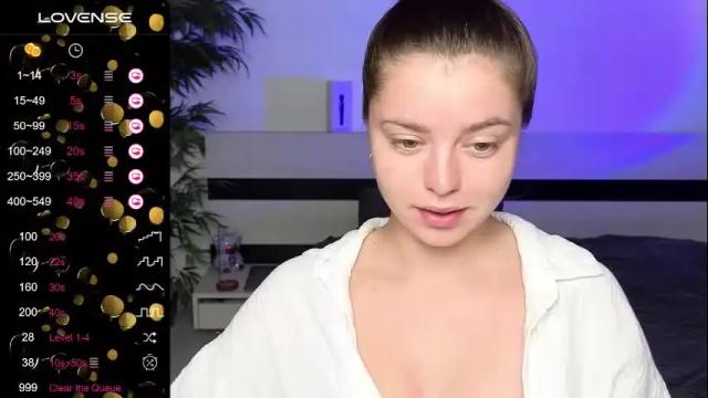 Image 7 of milania_hot_foxy Stream on Chaturbate on 2 days ago
