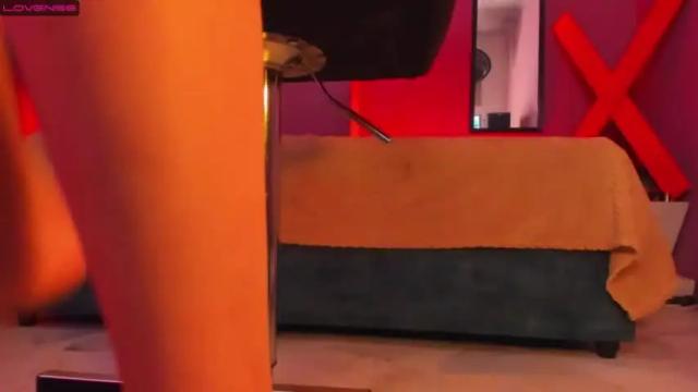Image 11 of milaniminxx Stream on Chaturbate on 18 months ago