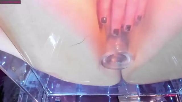 Image 3 of milaniminxx Stream on Chaturbate on 17 months ago