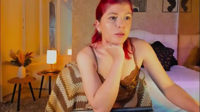 Image 3 of milaniminxx Stream on Chaturbate on 2 months ago