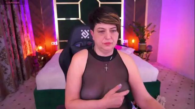 Image 3 of milaskyy Stream on Chaturbate on 1 month ago