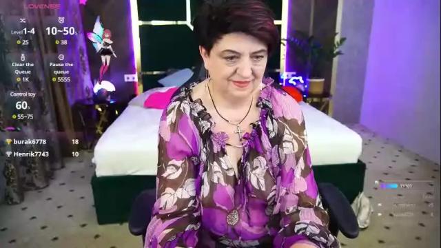 Image 3 of milaskyy Stream on Chaturbate on 27 days ago