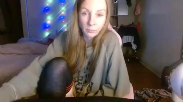 Image 7 of milastoned Stream on Chaturbate on 24 months ago