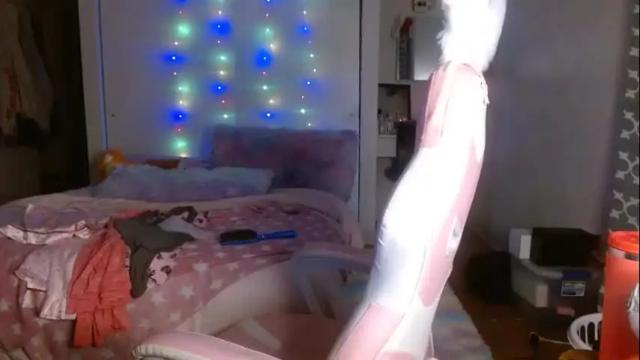 Image 4 of milastoned Stream on Chaturbate on 23 months ago