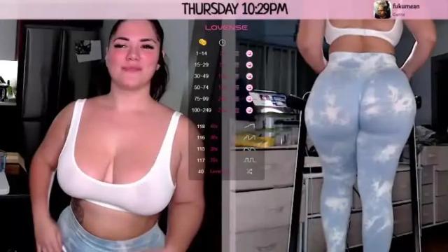 Image 3 of milavalentinax Stream on Chaturbate on 13 months ago