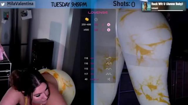 Image 7 of milavalentinax Stream on Chaturbate on 11 months ago