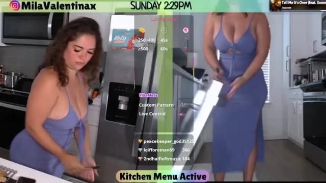 Image 2 of milavalentinax Stream on Chaturbate on 2 months ago
