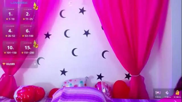 Image 11 of mildrecute Stream on Chaturbate on 1 month ago