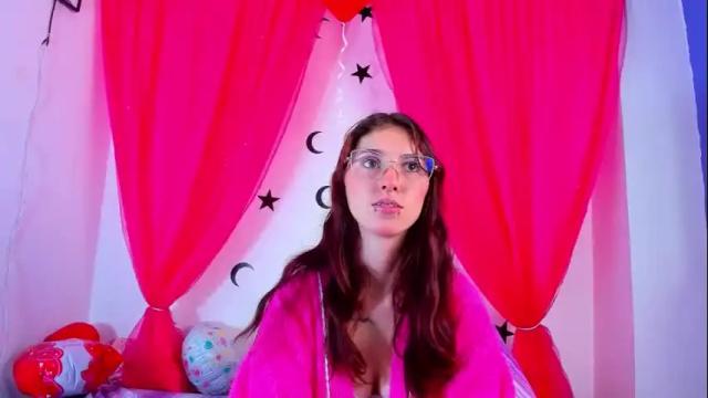 Image 10 of mildrecute Stream on Chaturbate on 10 days ago