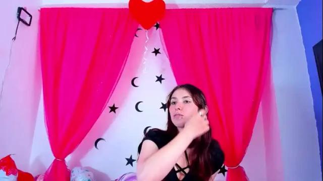 Image 6 of mildrecute Stream on Chaturbate on 6 days ago