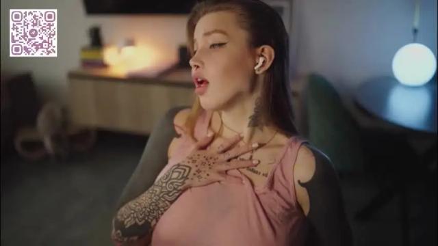 Image 3 of mileeena Stream on Chaturbate on 2 months ago