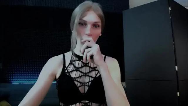 Image 2 of milena_hardy Stream on Chaturbate on 1 month ago