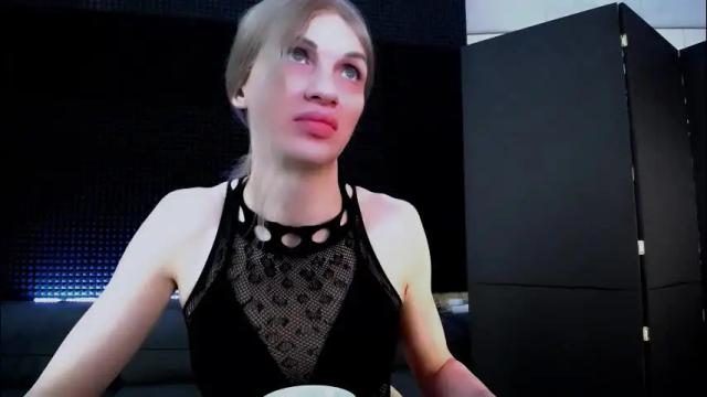 Image 3 of milena_hardy Stream on Chaturbate on 1 month ago