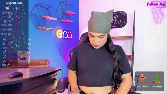 Image 12 of miley_cute_22 Stream on Chaturbate on 17 months ago